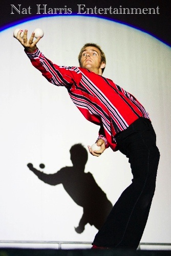 Benny B Contemporary Juggler